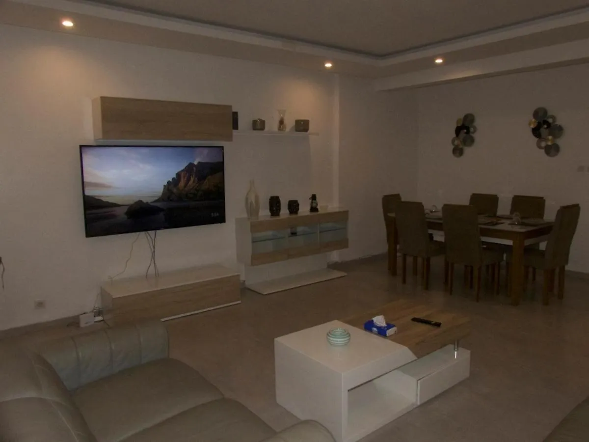 Appartement Chic Au Almadies Proche Plage Et Commerce Dakar 0*,  Senegal