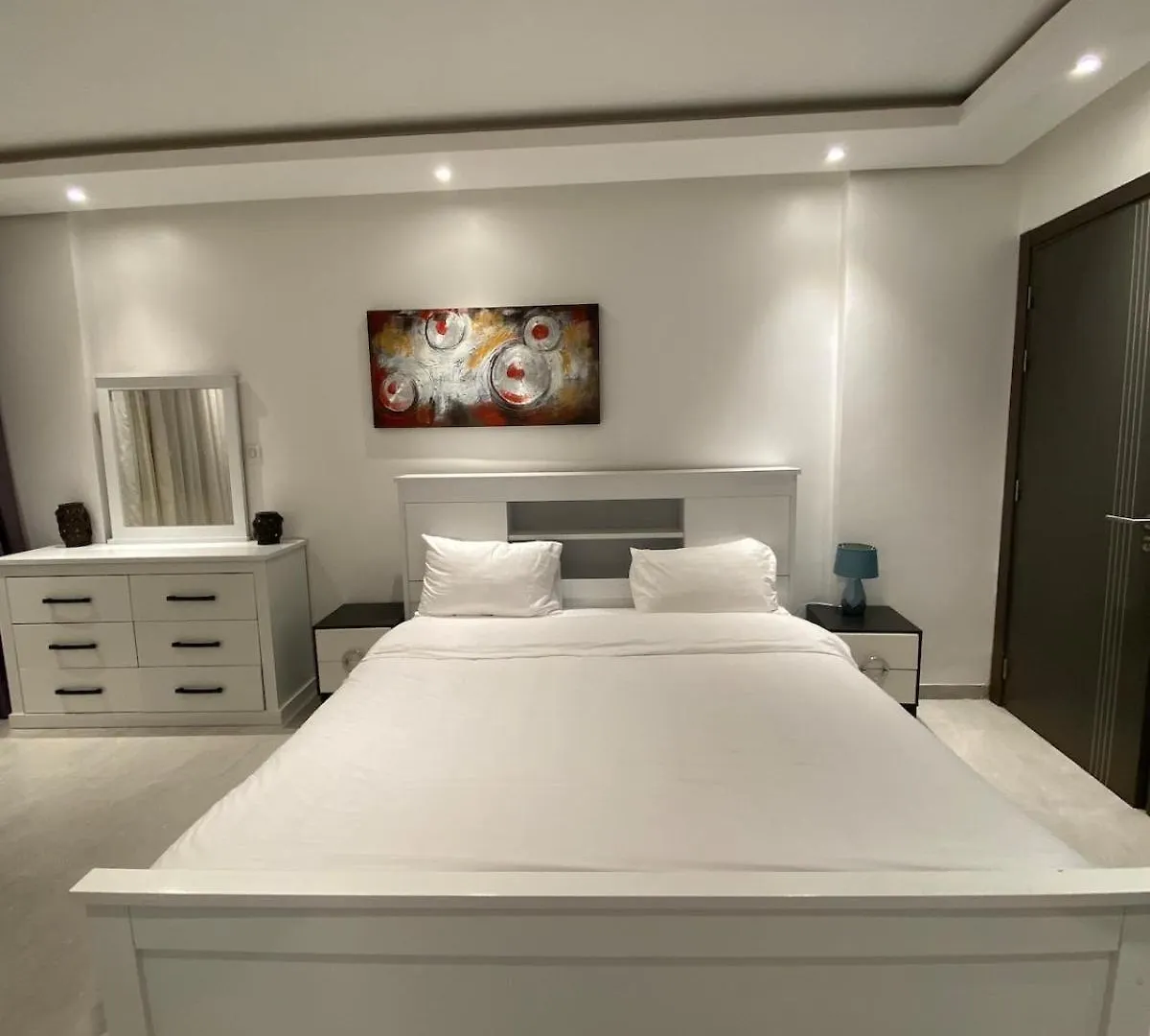 Appartement Chic Au Almadies Proche Plage Et Commerce Dakar Senegal