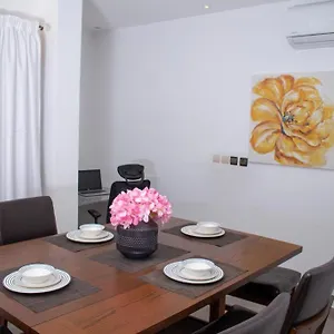 Apartment Luxury Suites Chester One, Dakar